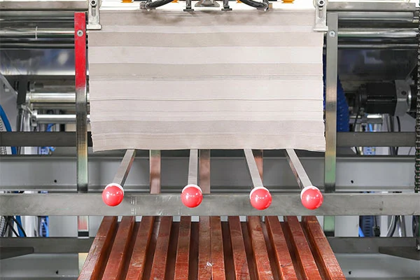 Intelligent Laminating သည် Print Finishing အတွက် ပိုမိုရေရှည်တည်တံ့သော ရွေးချယ်မှုဖြစ်စေသည့်အရာ။