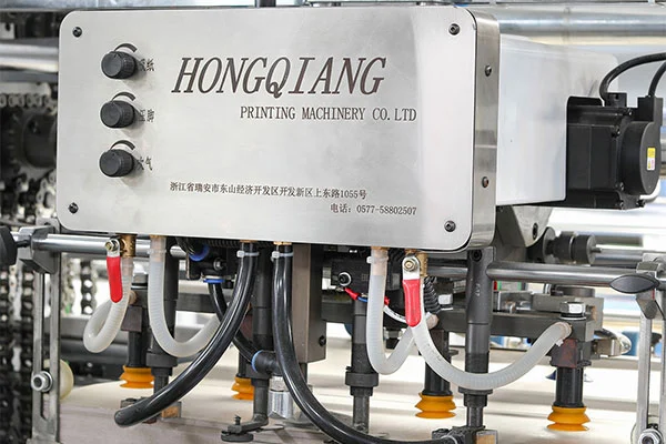 ပုံနှိပ်ခြင်း အပြီးသတ်ခြင်းအတွက် အပြည့်အ၀ အလိုအလျောက် Laminating စက်များကို အဘယ်အရာက ဆွဲဆောင်မှုရှိသော အဆင့်မြှင့်တင်မှုဖြစ်စေသနည်း။